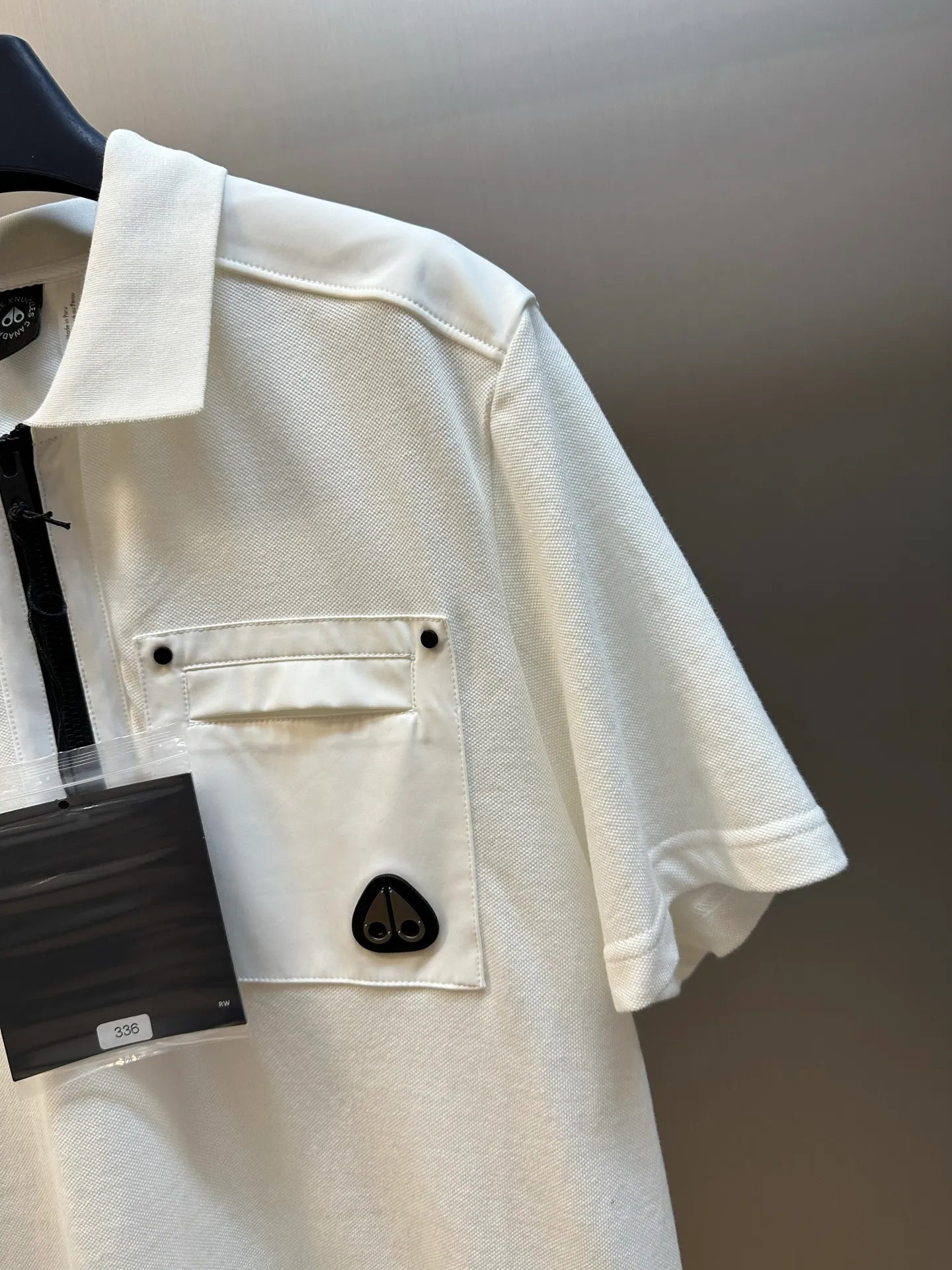 moos k ， ， ， ， 、 。 ， Breathable ， ； 、 ， ， 。 ， Wear-Resistant 。 : Wear-Resistant ， ， ， 。 ， ， ， ； ， ， 。 ， ； ， ， ， ， ， ， D ， ， ， ， 。 size：s m l xl